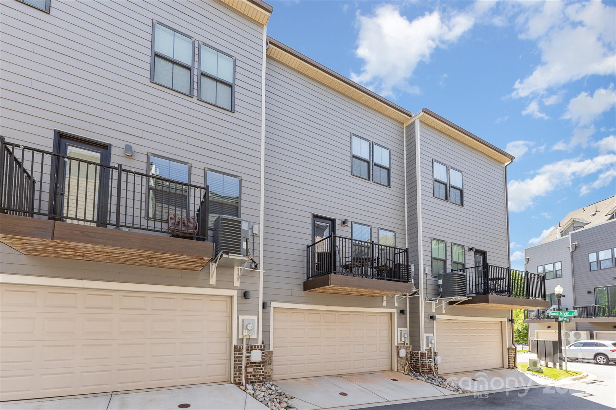 625 Uwharrie River Road Charlotte NC 28211