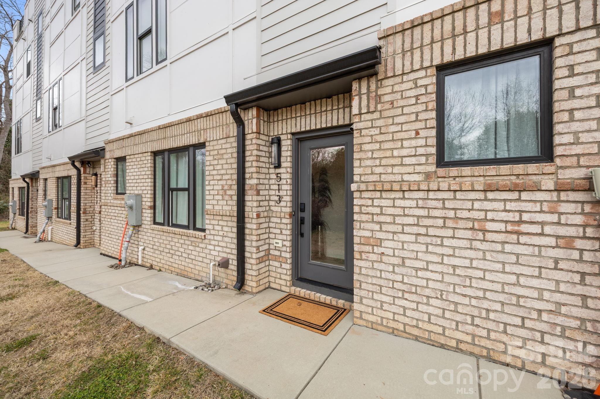 513 Strong Avenue Charlotte NC 28205