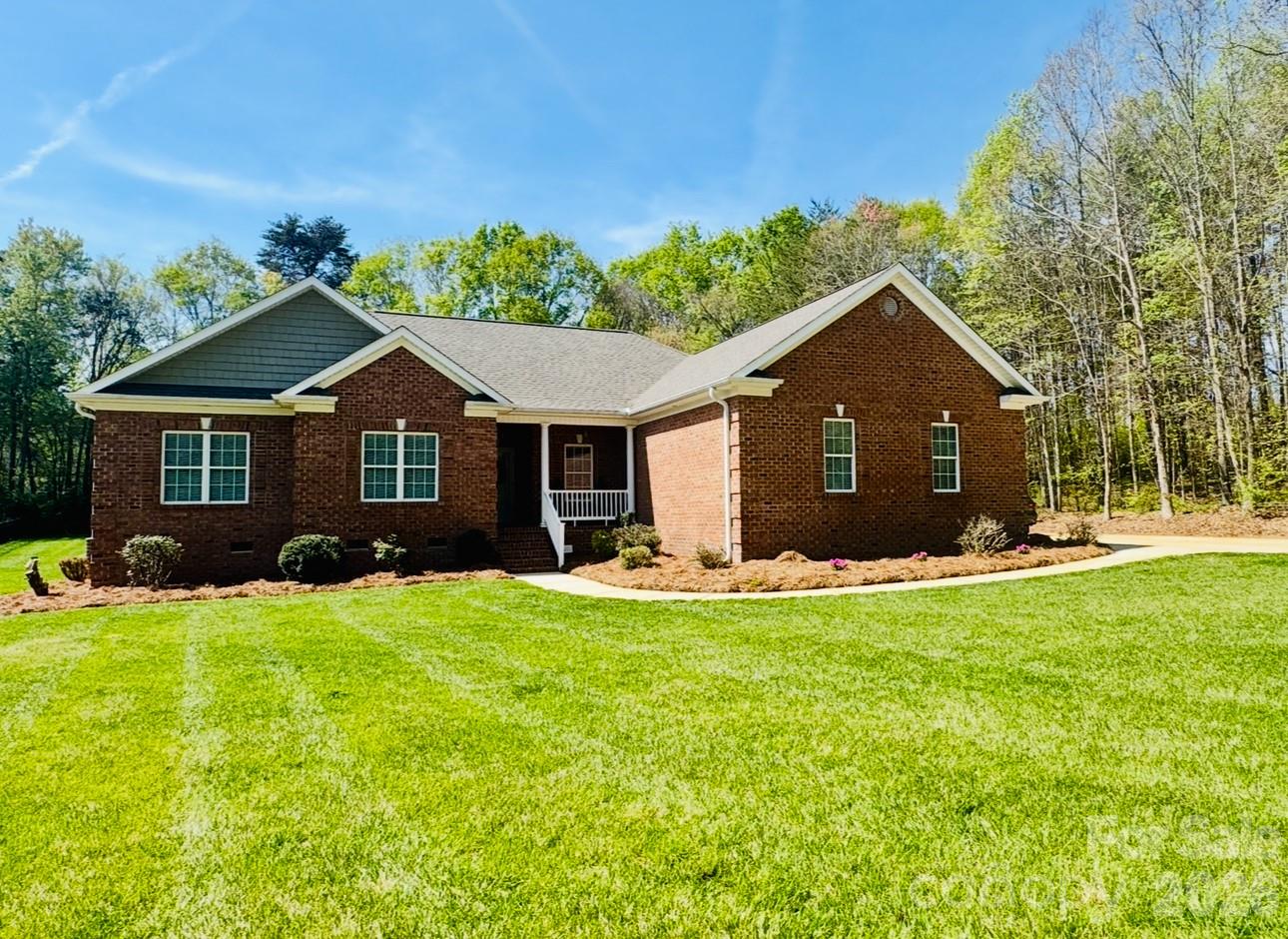 1266 Oak Grove Lane Salisbury NC 28146