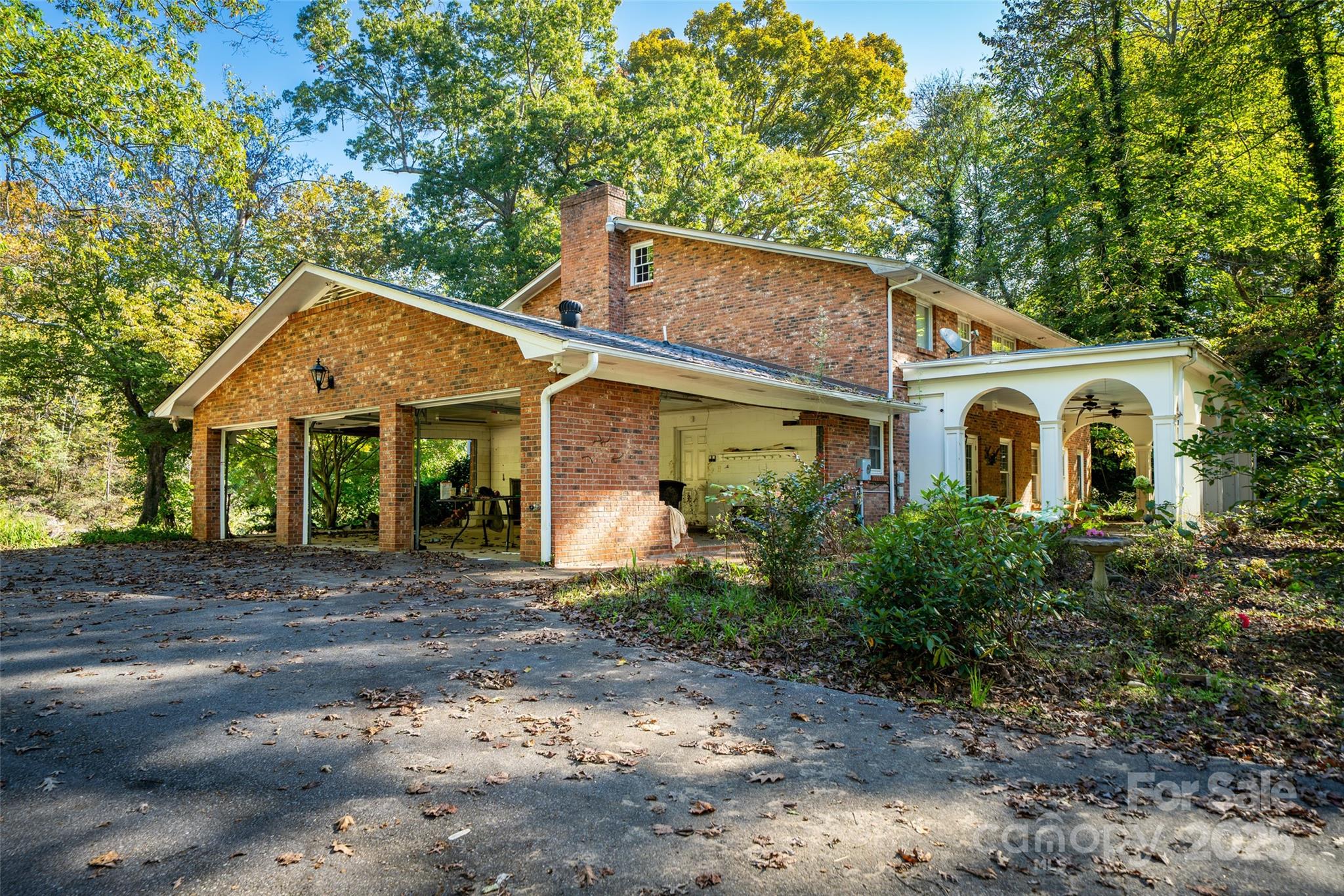 21 Riverbend Road Canton NC 28716