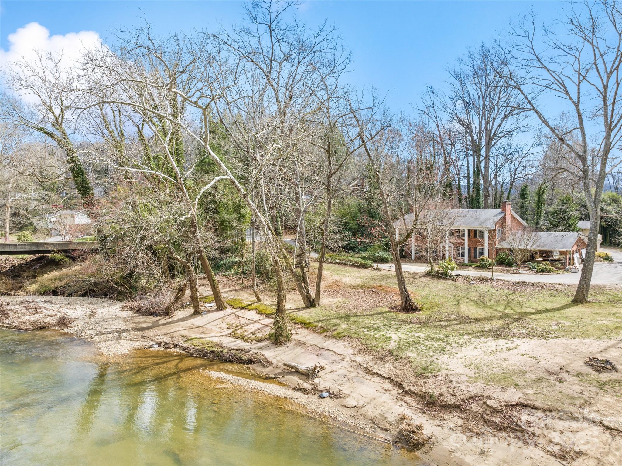21 Riverbend Road Canton NC 28716