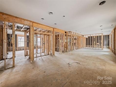 21 Riverbend Road Canton NC 28716