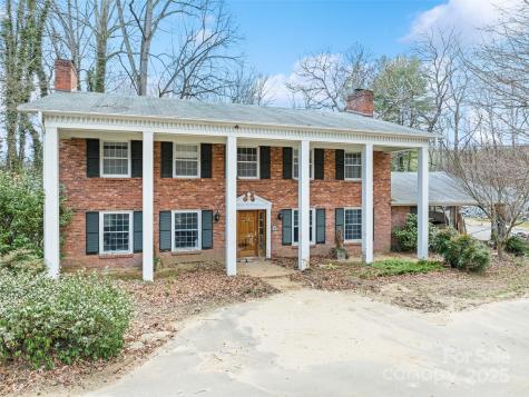 21 Riverbend Road Canton NC 28716