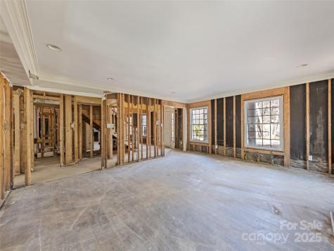 21 Riverbend Road Canton NC 28716