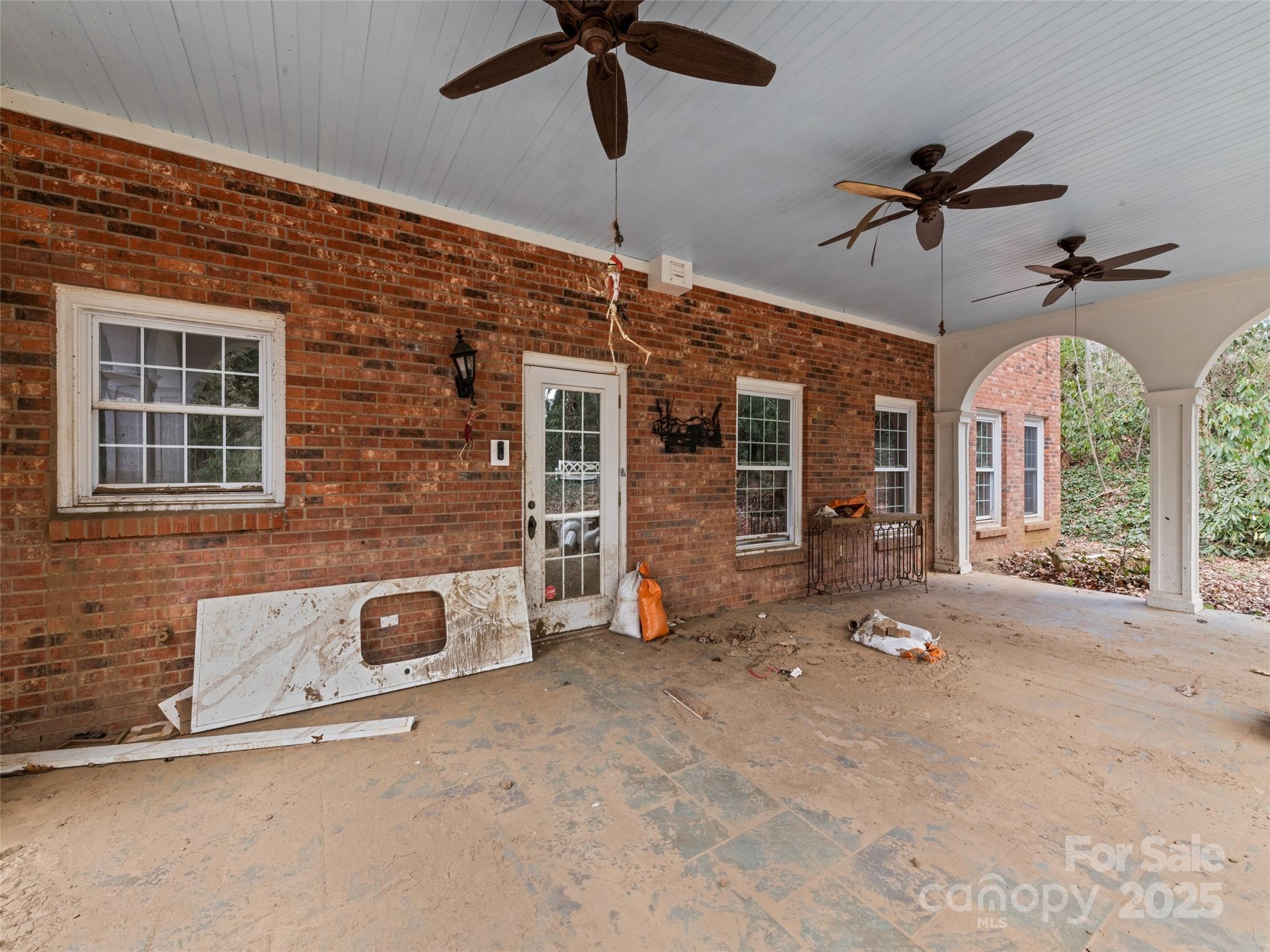 21 Riverbend Road Canton NC 28716