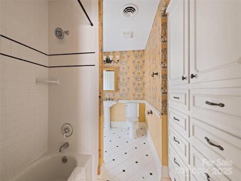 21 Riverbend Road Canton NC 28716