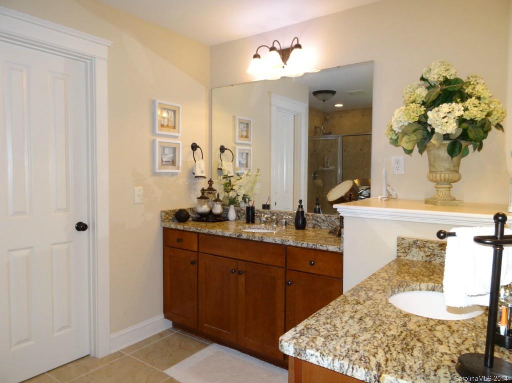 5522 Open Book Lane Charlotte NC 28270