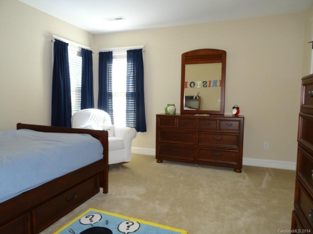5522 Open Book Lane Charlotte NC 28270