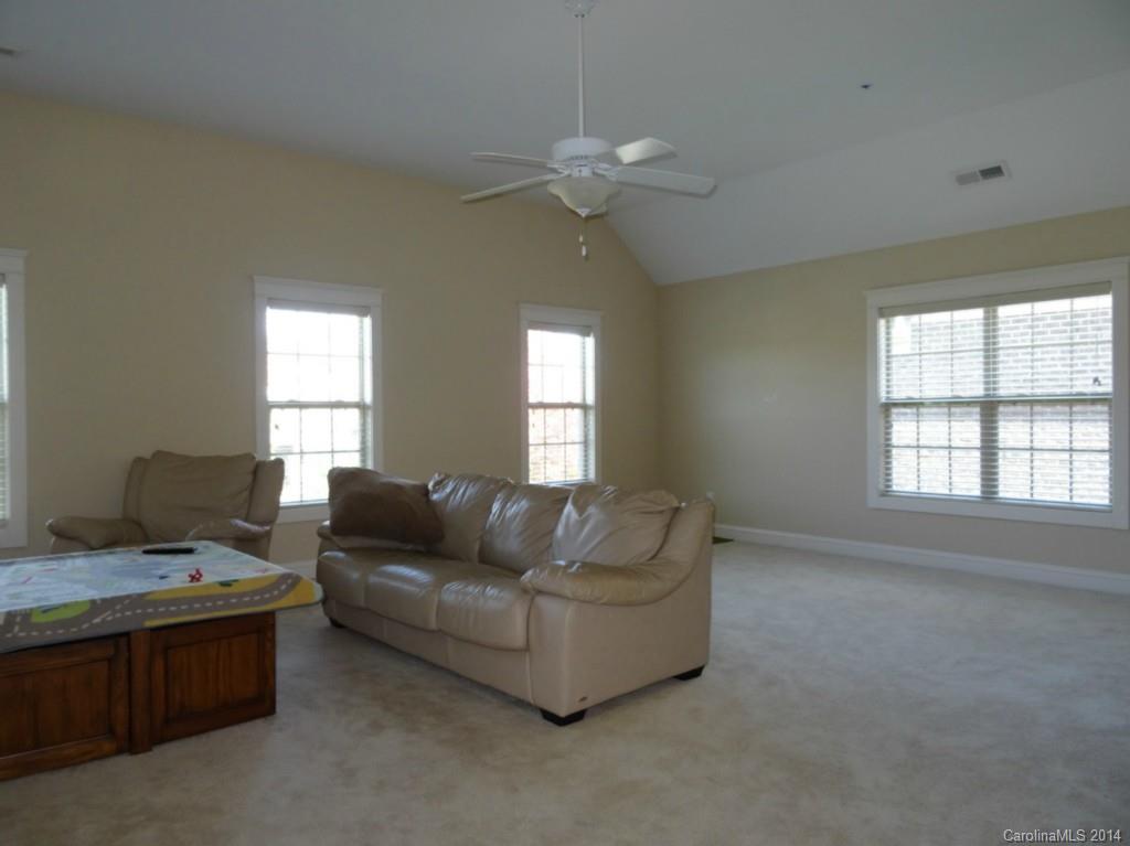 5522 Open Book Lane Charlotte NC 28270