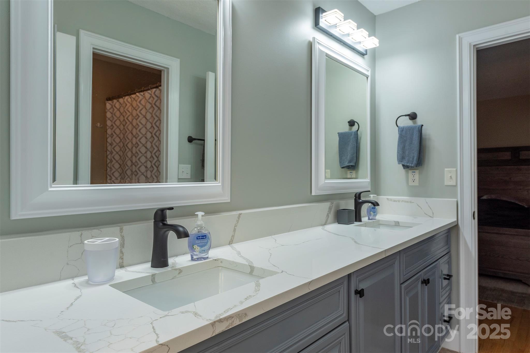 3 Lornelle Place Asheville NC 28804