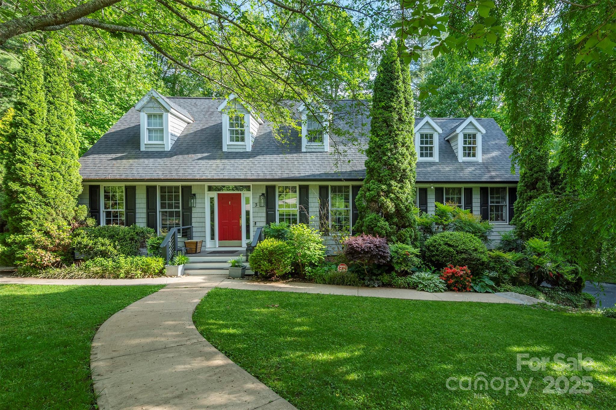 3 Lornelle Place Asheville NC 28804