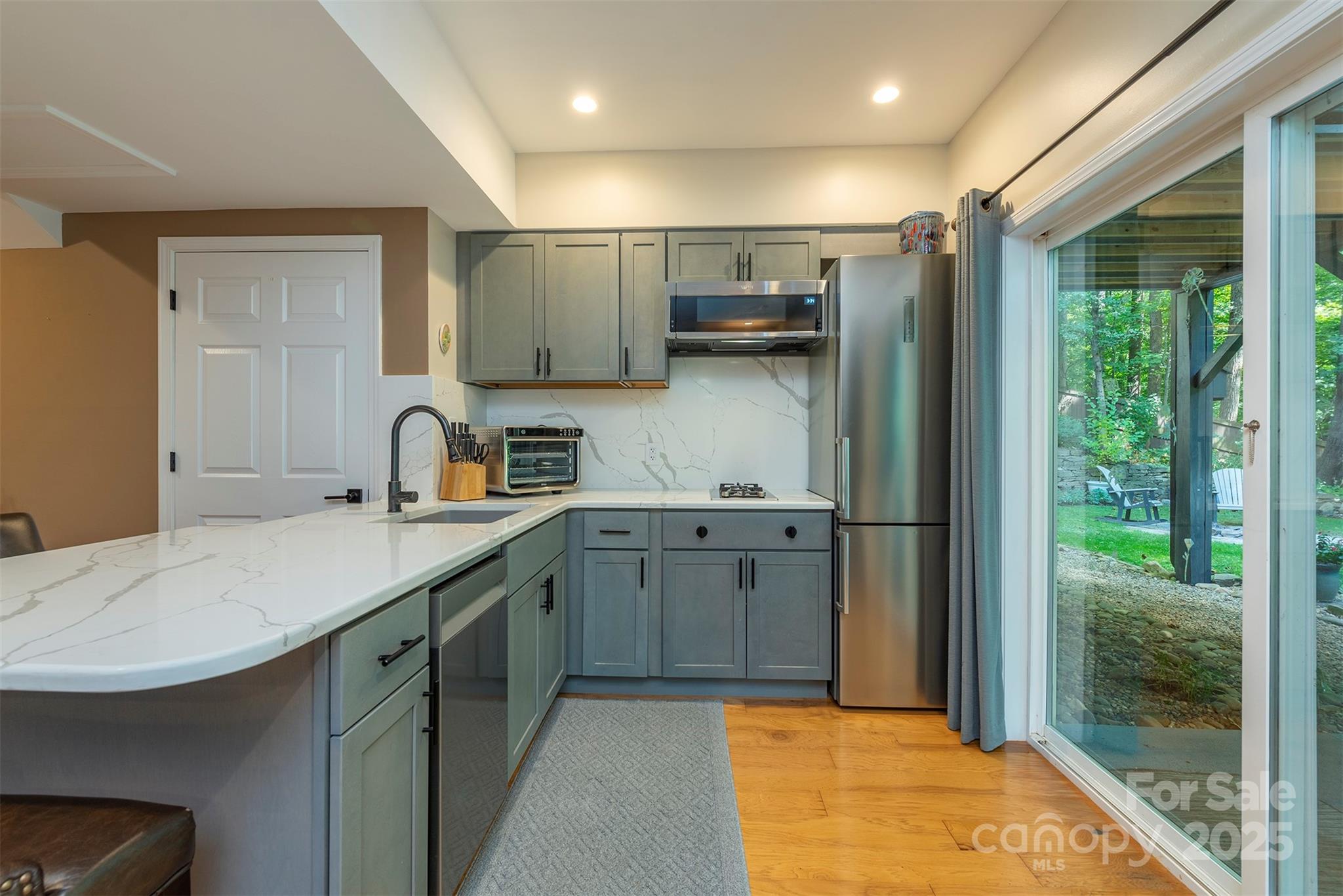 3 Lornelle Place Asheville NC 28804