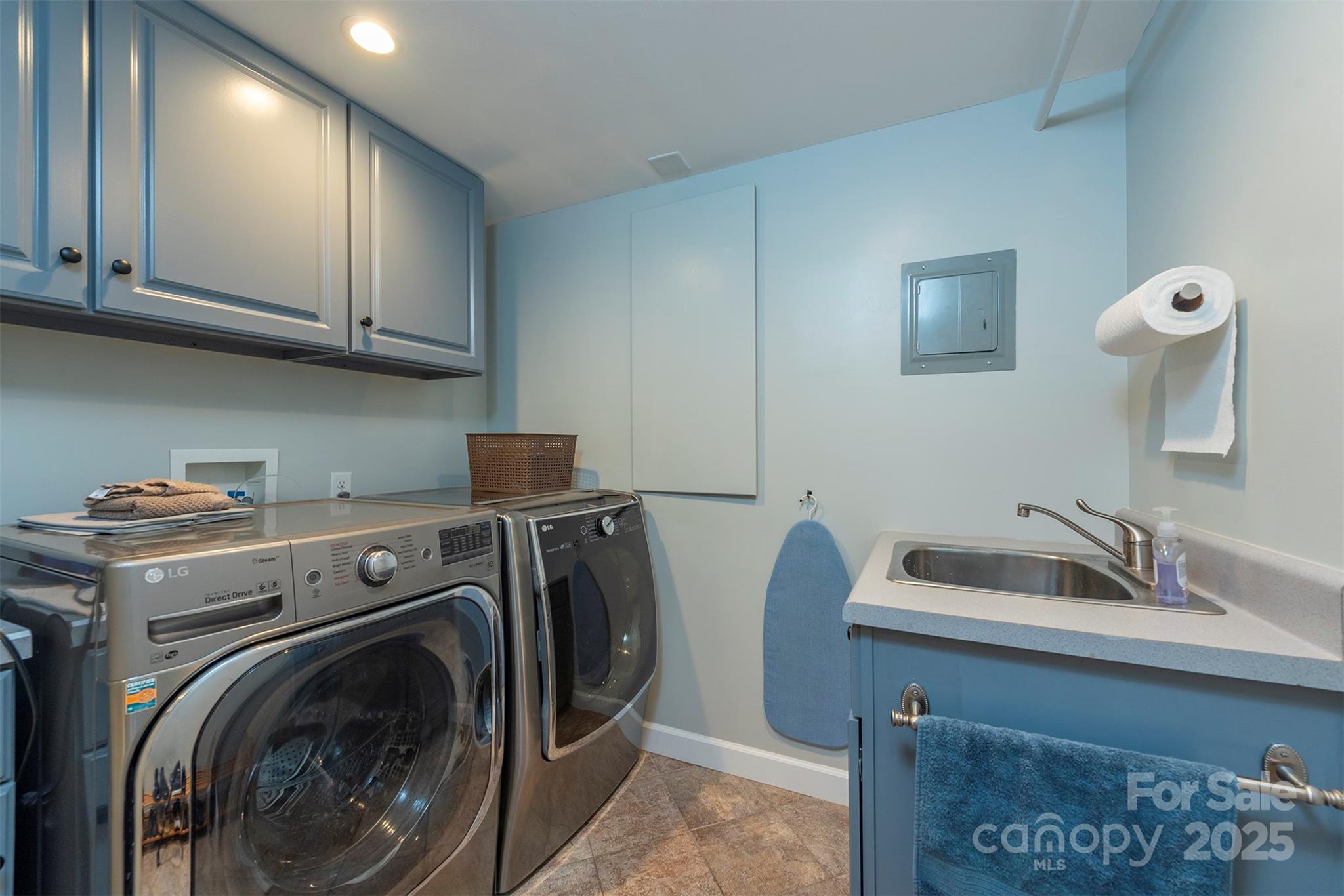 3 Lornelle Place Asheville NC 28804