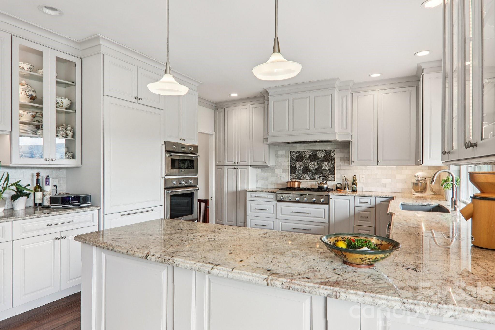 18 Thornapple Drive Hendersonville NC 28739