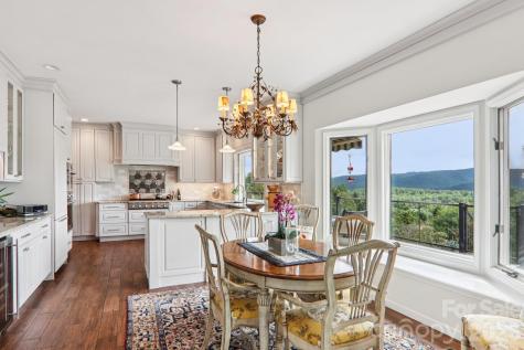 18 Thornapple Drive Hendersonville NC 28739