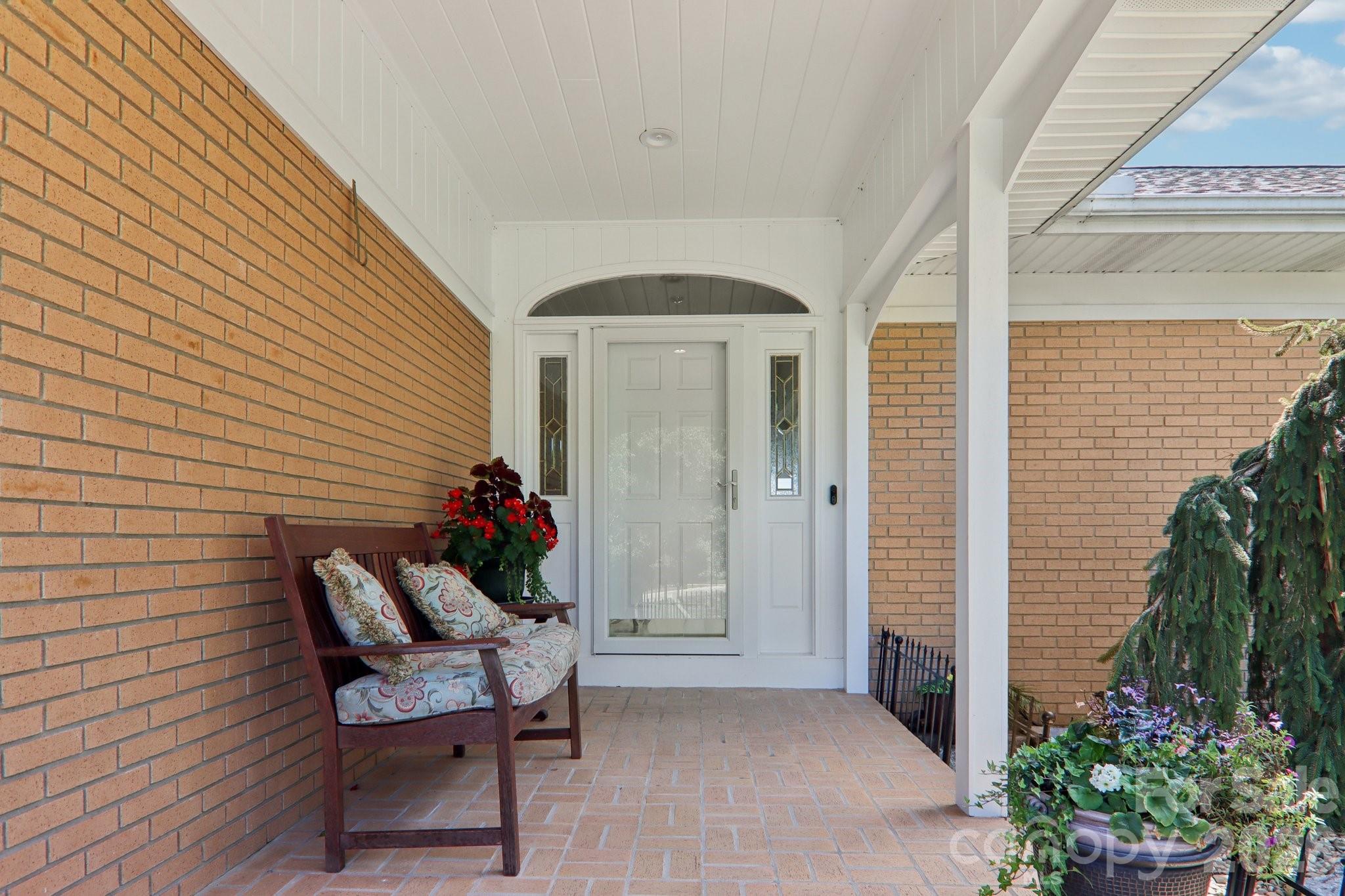 18 Thornapple Drive Hendersonville NC 28739
