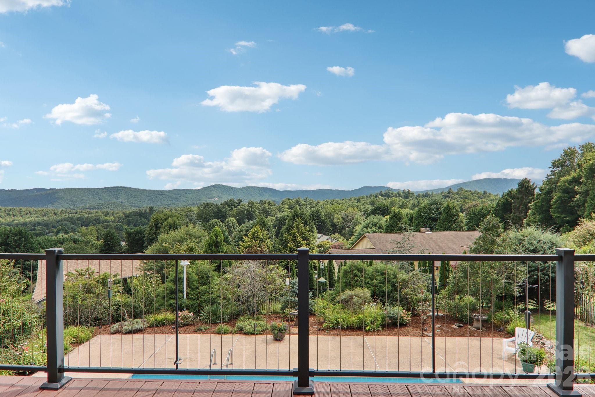 18 Thornapple Drive Hendersonville NC 28739