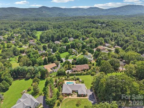 18 Thornapple Drive Hendersonville NC 28739