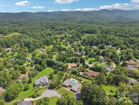 18 Thornapple Drive Hendersonville NC 28739
