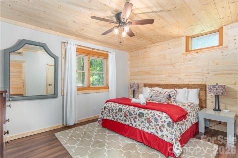 40 Shook Cove Road Leicester NC 28748