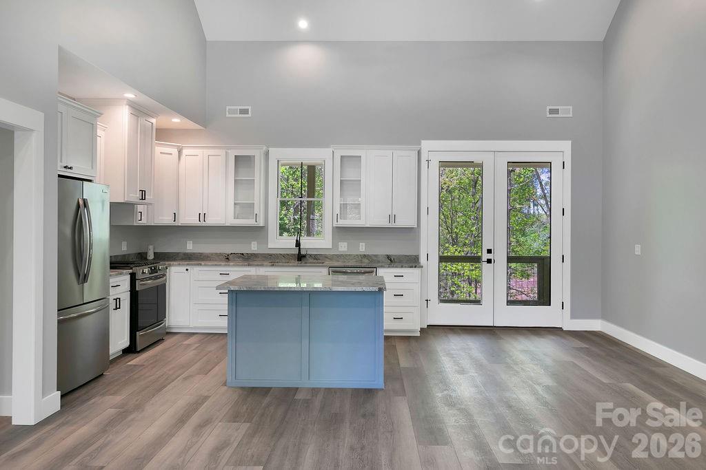 404 High Ridge Drive Mills River NC 28759