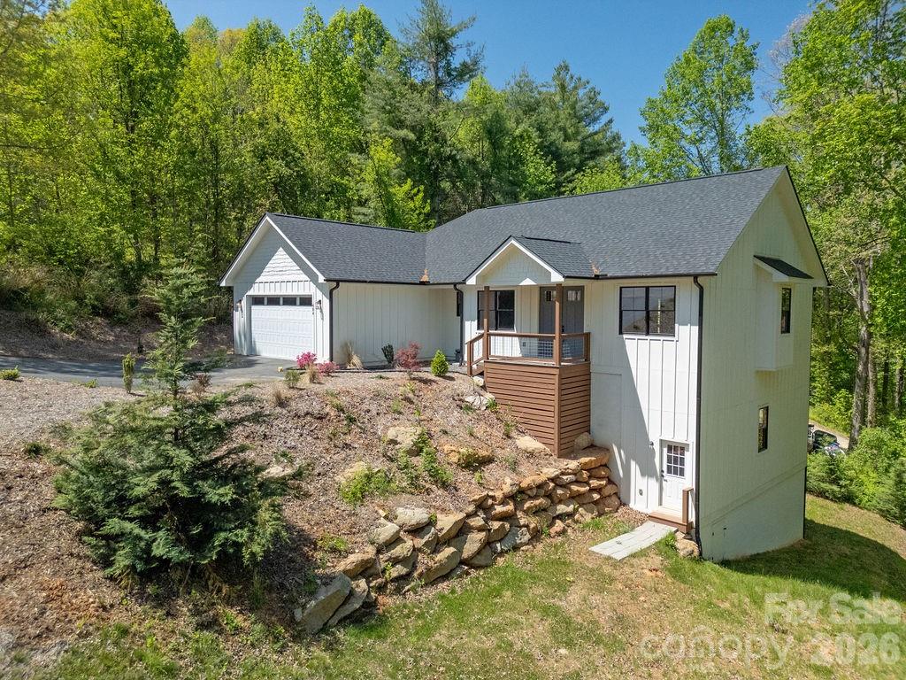 404 High Ridge Drive Mills River NC 28759