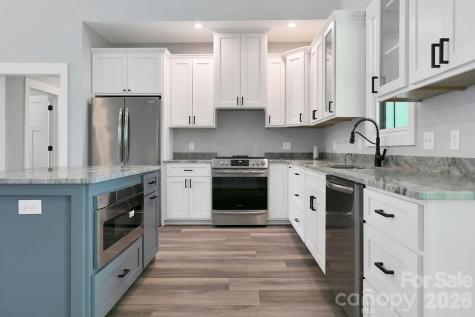 404 High Ridge Drive Mills River NC 28759