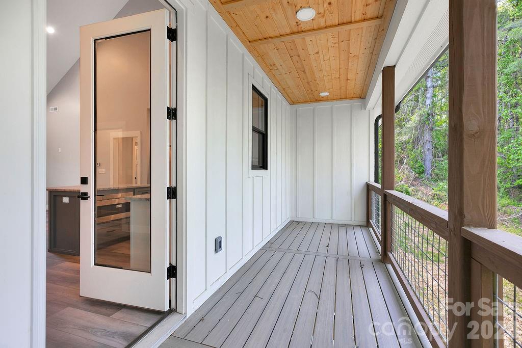404 High Ridge Drive Mills River NC 28759