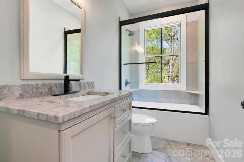 404 High Ridge Drive Mills River NC 28759