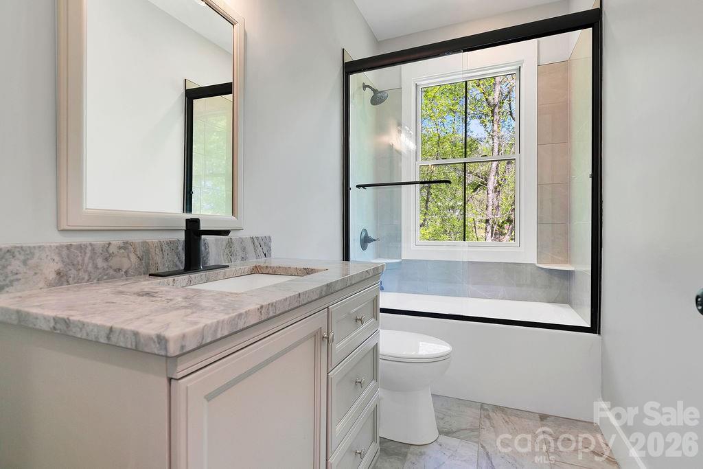 404 High Ridge Drive Mills River NC 28759
