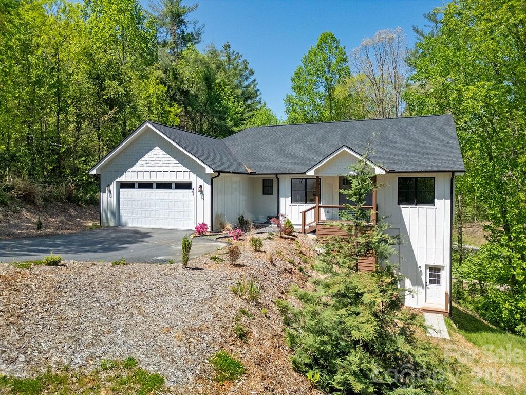 404 High Ridge Drive Mills River NC 28759