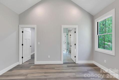 404 High Ridge Drive Mills River NC 28759