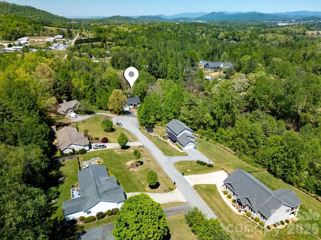 404 High Ridge Drive Mills River NC 28759