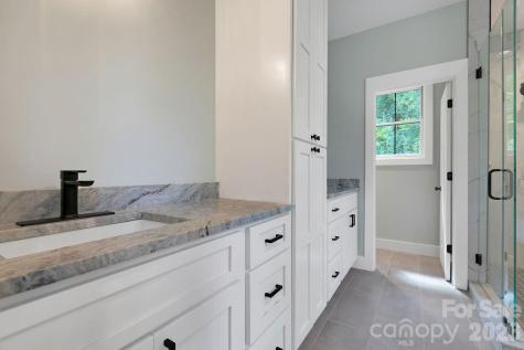 404 High Ridge Drive Mills River NC 28759