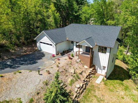 404 High Ridge Drive Mills River NC 28759