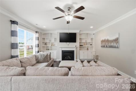3017 Spinner Court Denver NC 28037