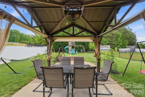 3017 Spinner Court Denver NC 28037