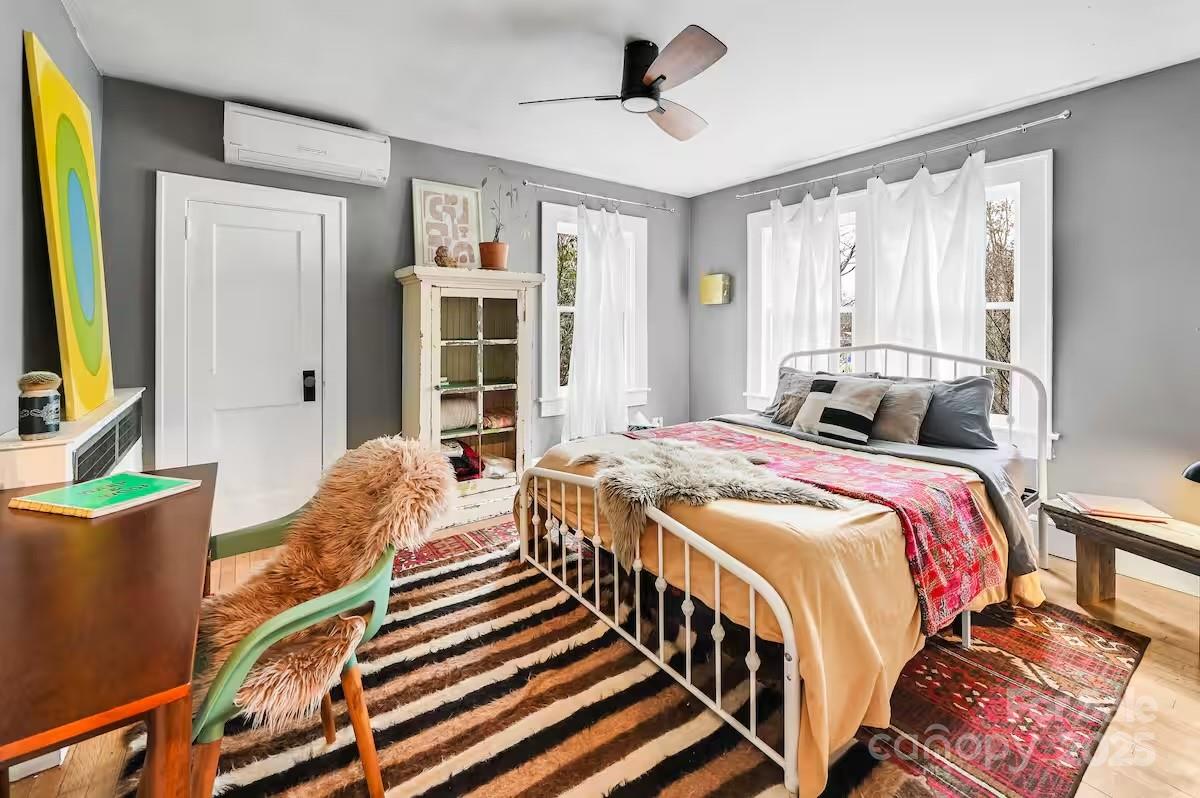 60 Cedar Hill Road Asheville NC 28806