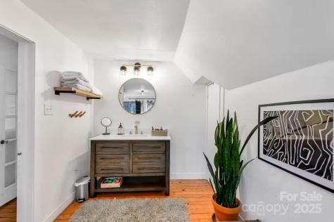 60 Cedar Hill Road Asheville NC 28806