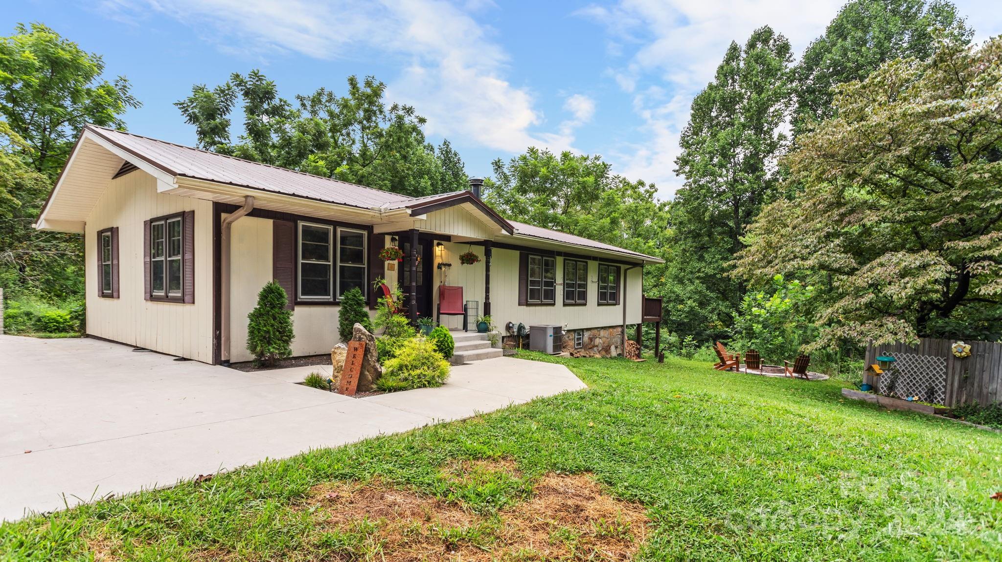 463 Piney Ridge Mountain Road Zirconia NC 28790