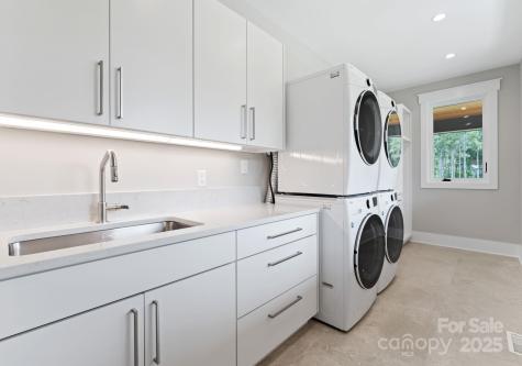 3759 Nc 24/27 Highway Cameron NC 28326