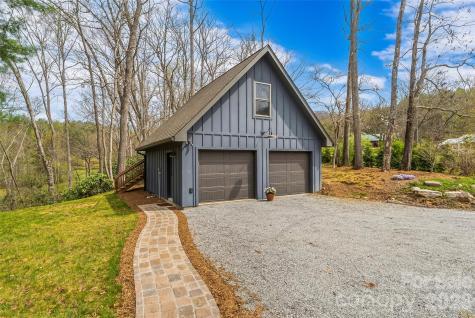 628 Brush Creek Road Fairview NC 28730