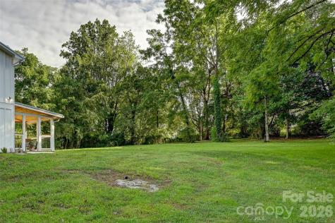 142 Gillespie Circle Brevard NC 28712