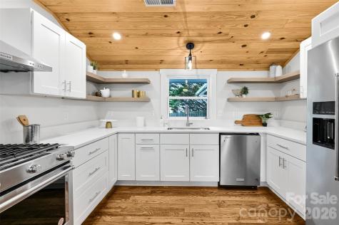 142 Gillespie Circle Brevard NC 28712