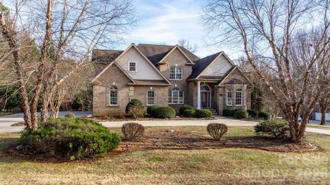 2301 Willow Creek Drive Newton NC 28658