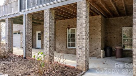 2301 Willow Creek Drive Newton NC 28658