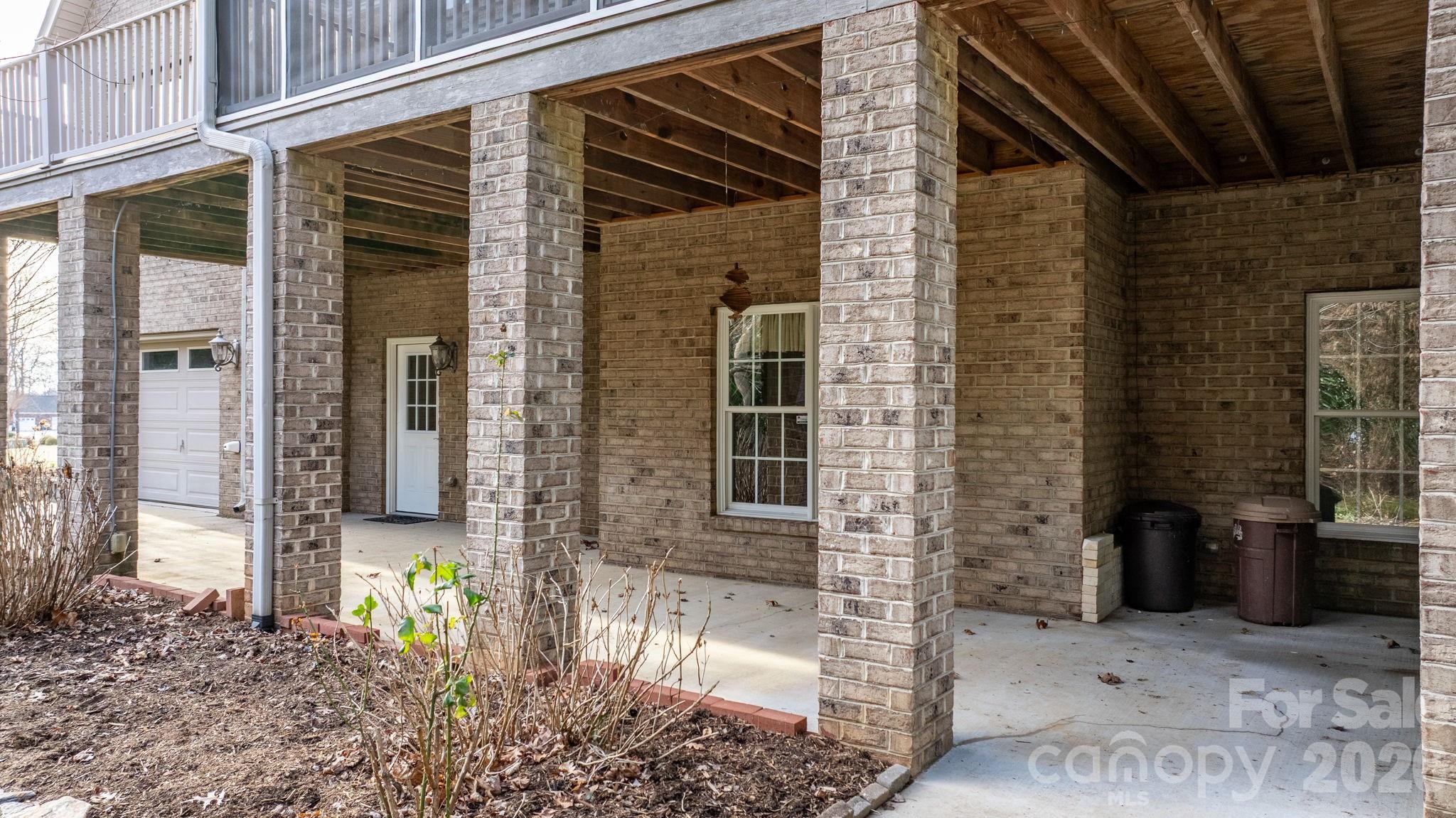 2301 Willow Creek Drive Newton NC 28658