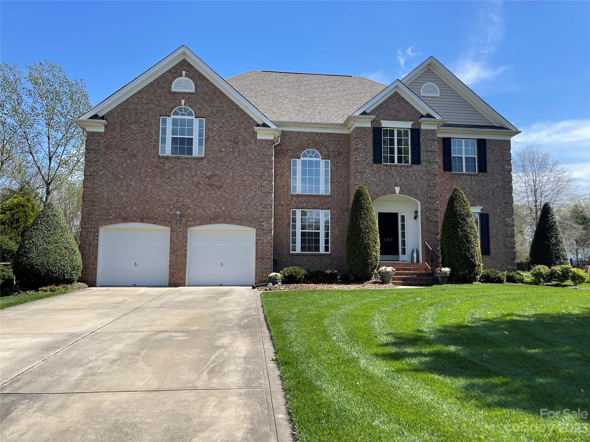 6017 The Meadows Lane Harrisburg NC 28075