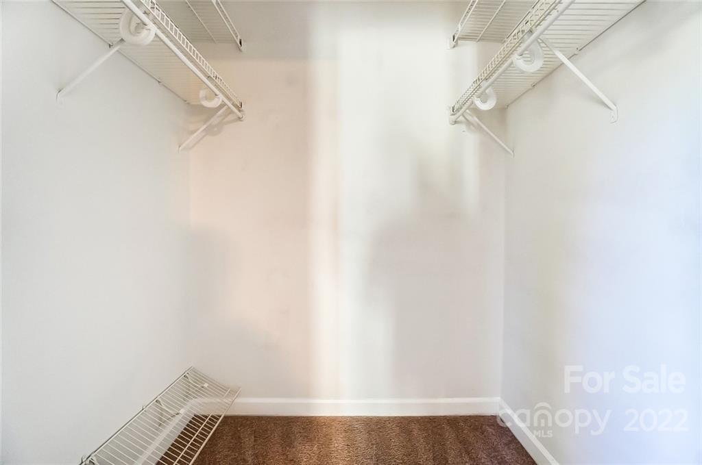 4914 Chestnut Lake Drive Charlotte NC 28227