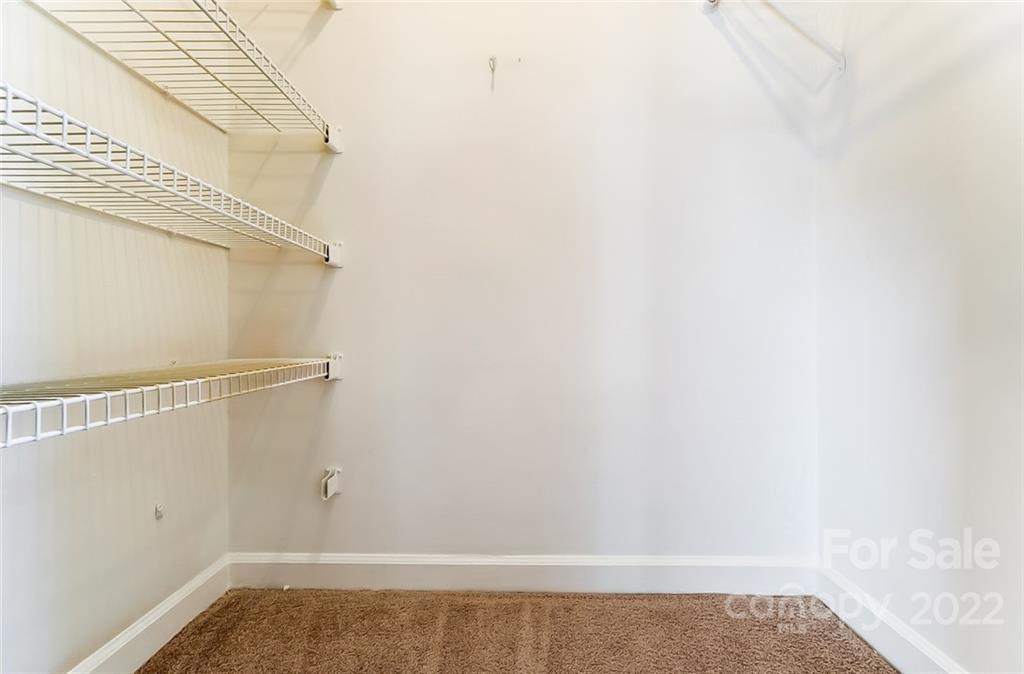 4914 Chestnut Lake Drive Charlotte NC 28227